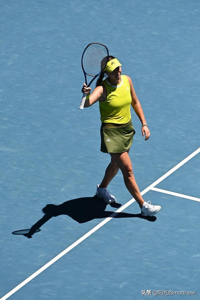 表现出了浓 表现出了浓