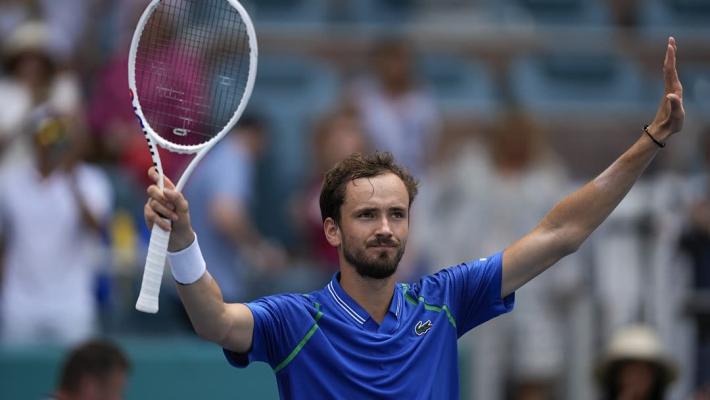 以礼相待 以礼相待