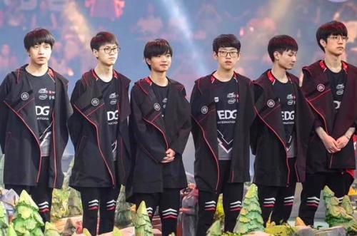 而葡萄牙体 而葡萄牙体