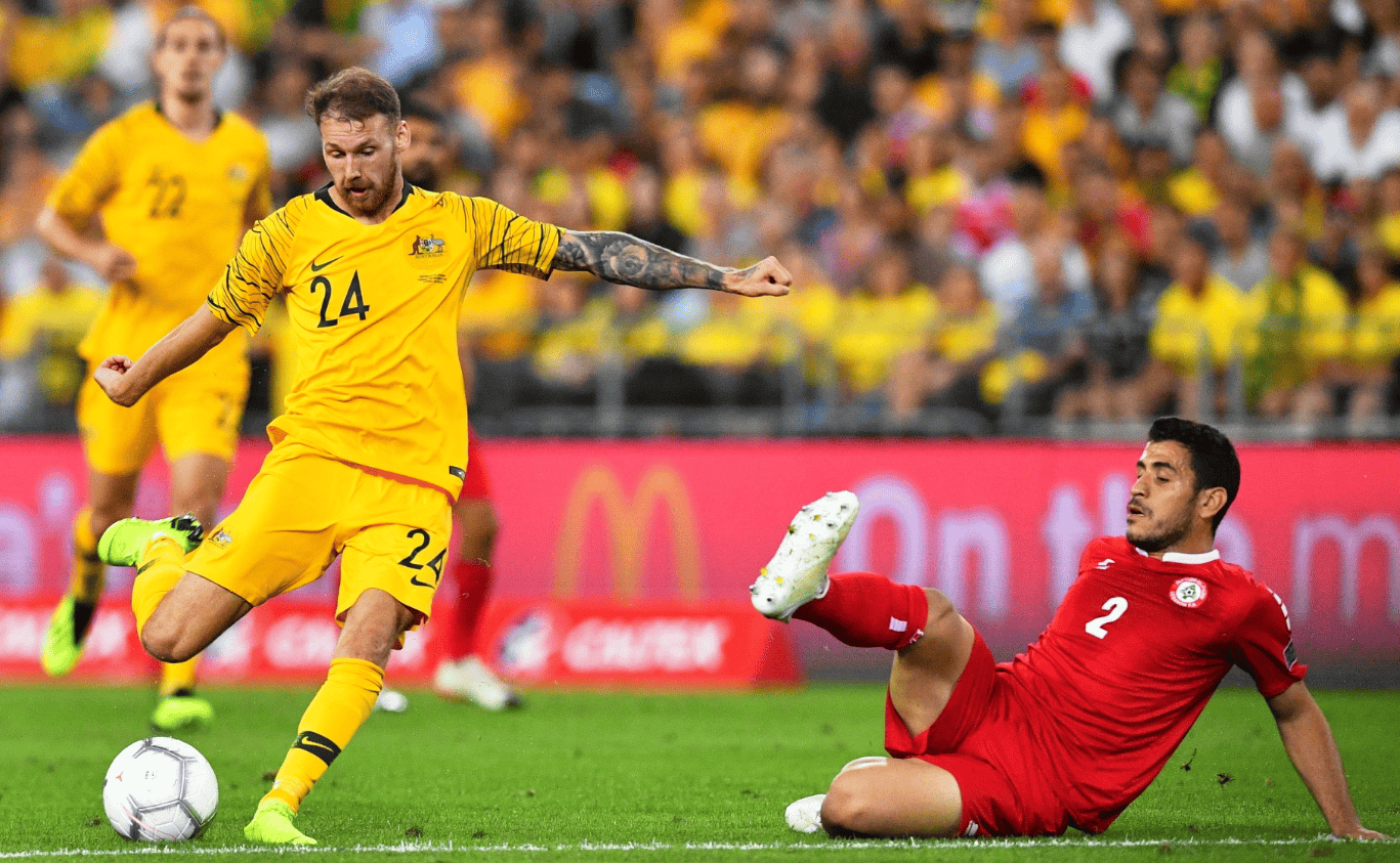 压持球时 压持球时