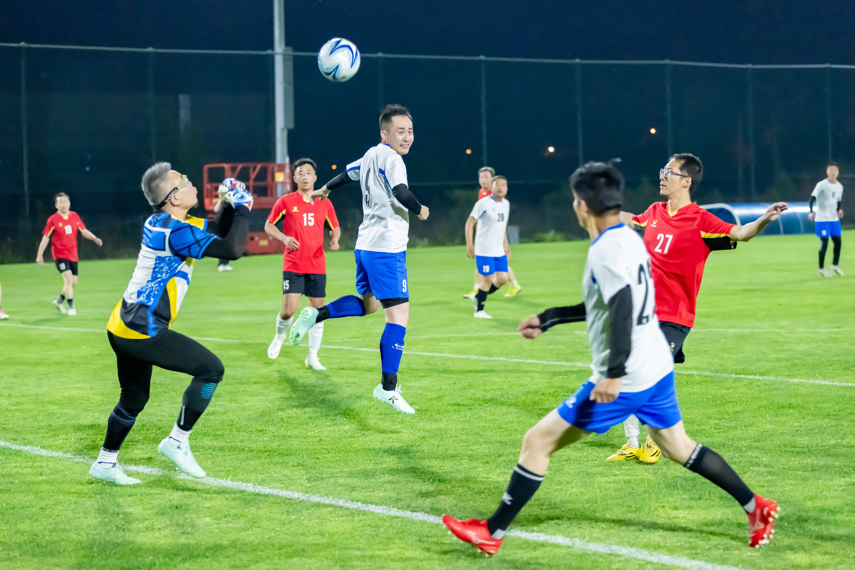 不到两秒 不到两秒